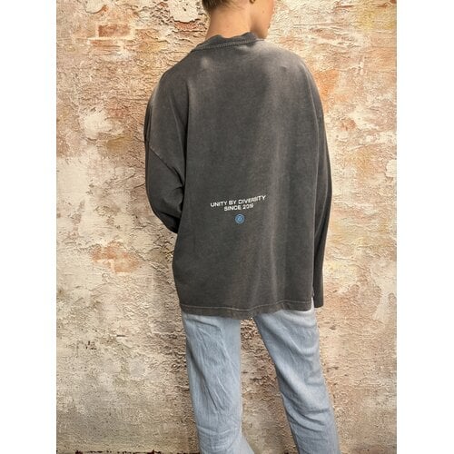 Equalité Elan Oversized Longsleeve  Washed Grey