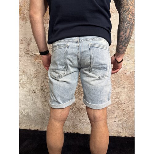 Pure Path Short The Miles Light Blue