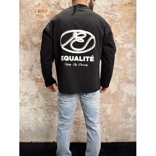Equalité Arid Oversized Longsleeve Black