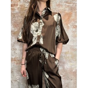 Sisters Point Ella-SH77 Shirt Brown Flower Sisters Point Ella-SH77 Shirt Brown Flower