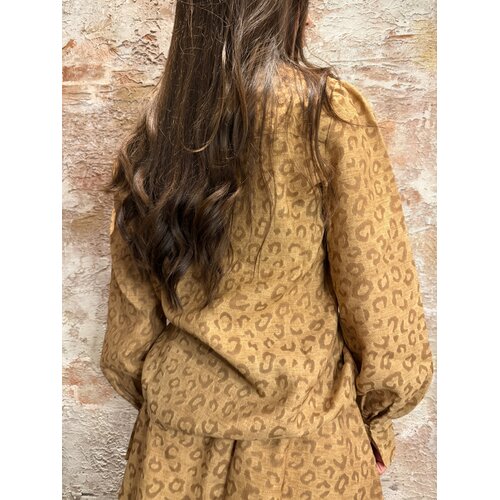 Nikkie Pragues Leopard Blouse Travertine