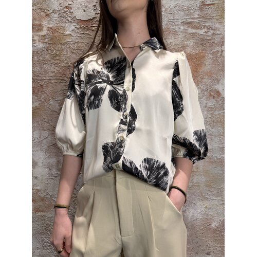 Sisters Point Ella-SH77 Shirt Cream Flower