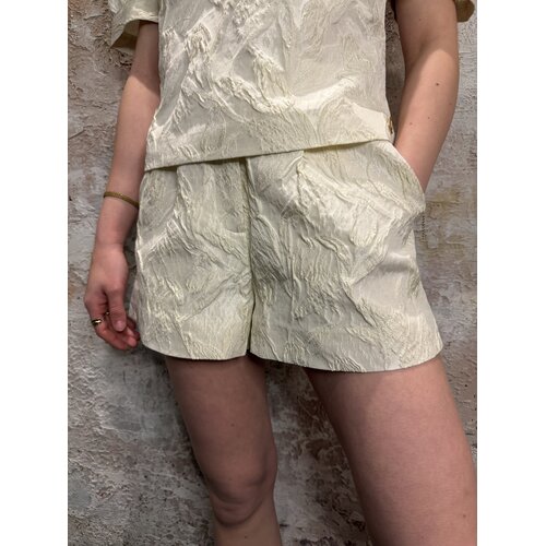 Nikkie Panoma Short Cream