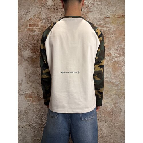 Equalité Jett Raglan Longsleeve White Camo