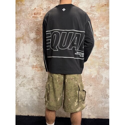 Equalité Bruno Line Oversized Longsleeve Black