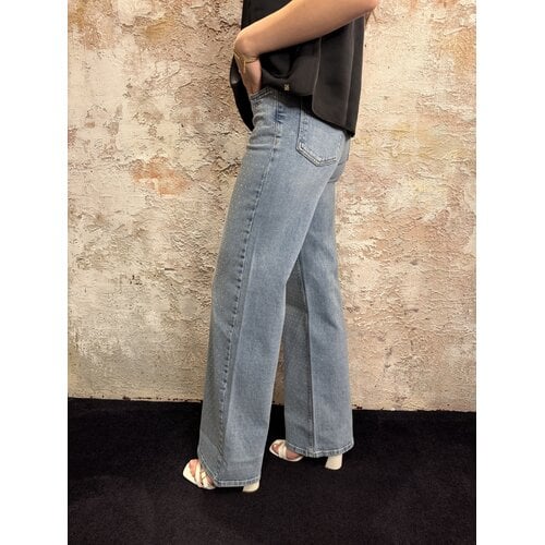 Nikkie Abigail Strass Jeans Light Blue Nikkie Abigail Strass Jeans Light Blue
