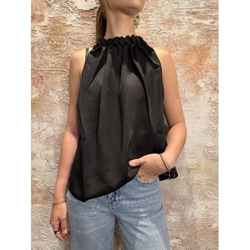 Nikkie Aivy Top Black Nikkie Aivy Top Black