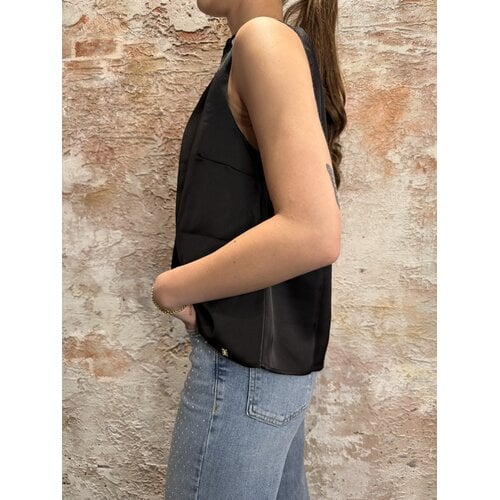 Nikkie Aivy Top Black Nikkie Aivy Top Black