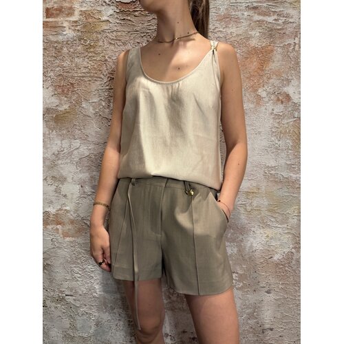 Nikkie Relizane Singlet Light Hummus Nikkie Relizane Singlet Light Hummus