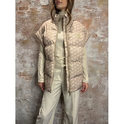 Josh V Staya Oversized Bodywarmer Beige Josh V Staya Oversized Bodywarmer Beige