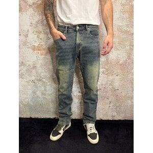 Don't Waste Culture Quiono Regular Fit Pale