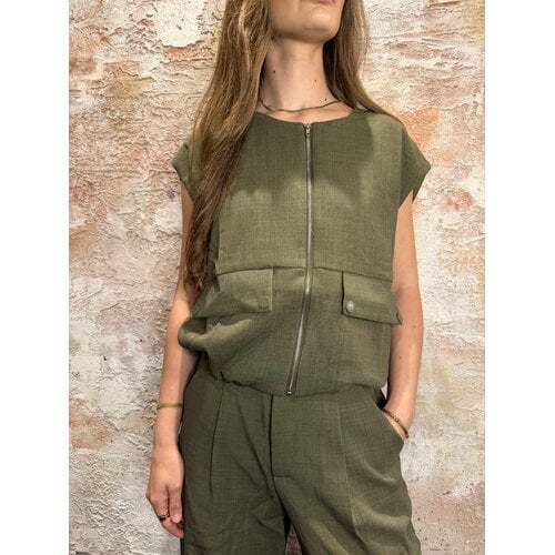 Sisters Point Garwin Vest Khaki Sisters Point Garwin Vest Khaki
