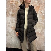 Jade Jacket True Black