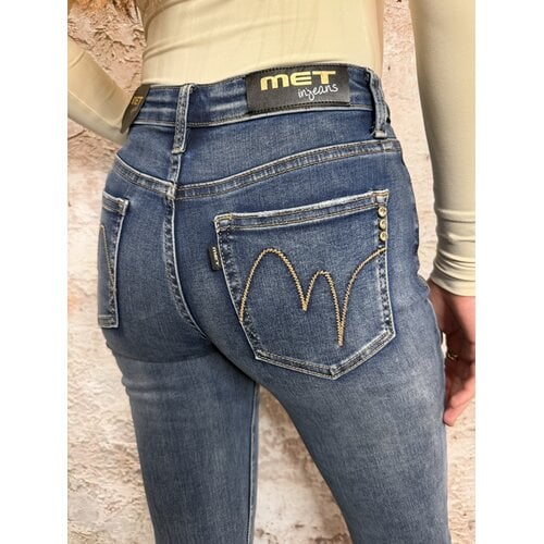 MET Jeans Roxanne Flare Blue 991 MET Jeans Roxanne Flare Blue 991