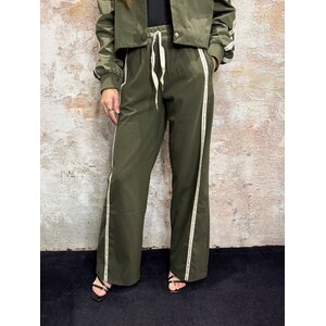 Rhyme & Hype Loose Fit Vintage Pant Green