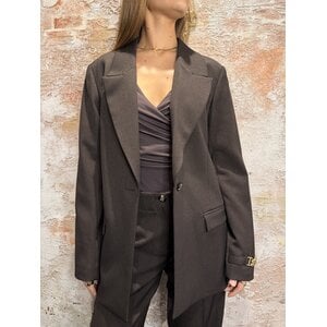 Nikkie Aisley Blazer Chocolate Torte Nikkie Aisley Blazer Chocolate Torte