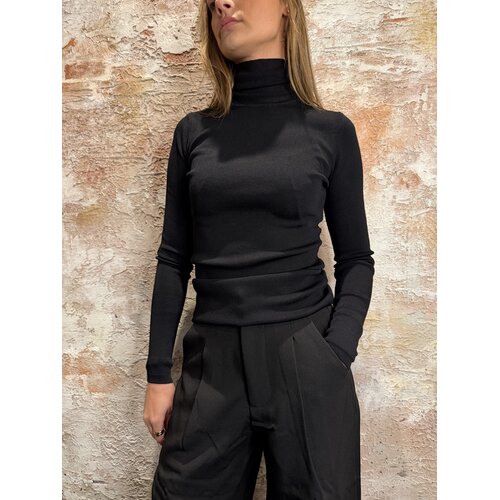 Nikkie Jolie Turtle Top Black