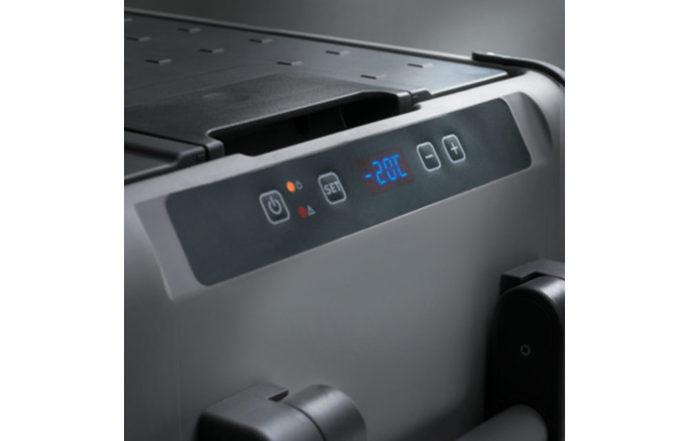 CFX 28 PORTABLE COOL / FREEZER BOX