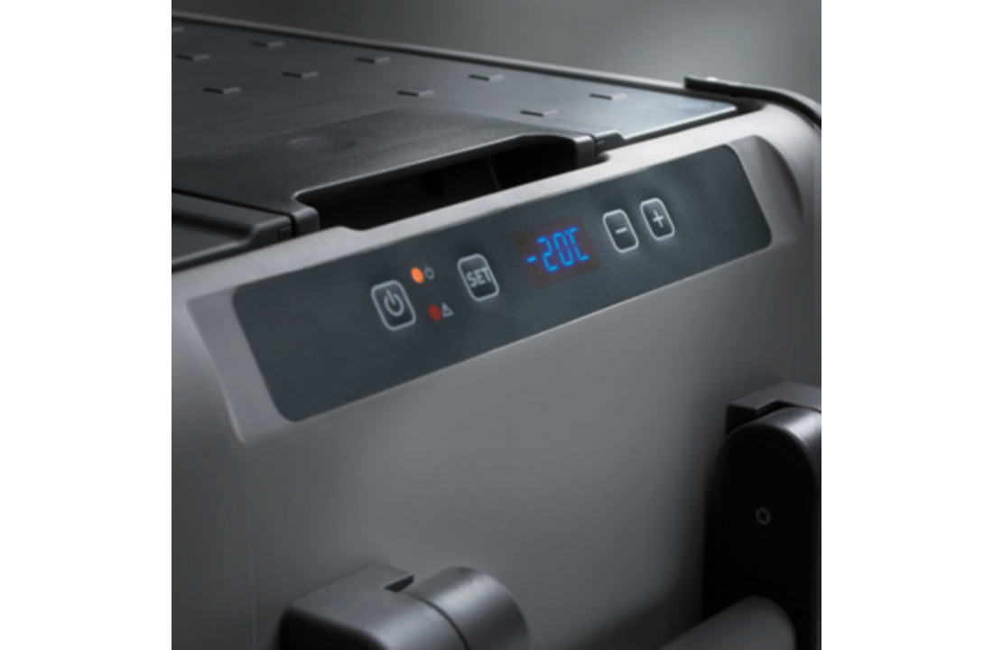 CFX 28 PORTABLE COOL / FREEZER BOX