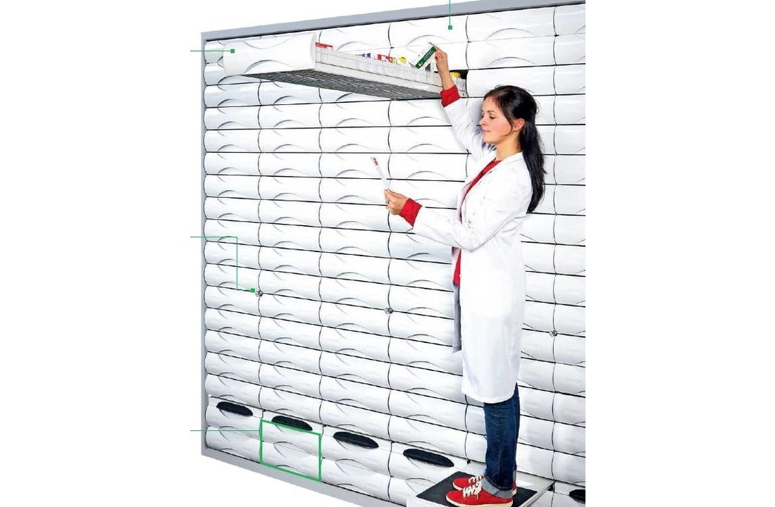 Pedal for step-by-step sliding board