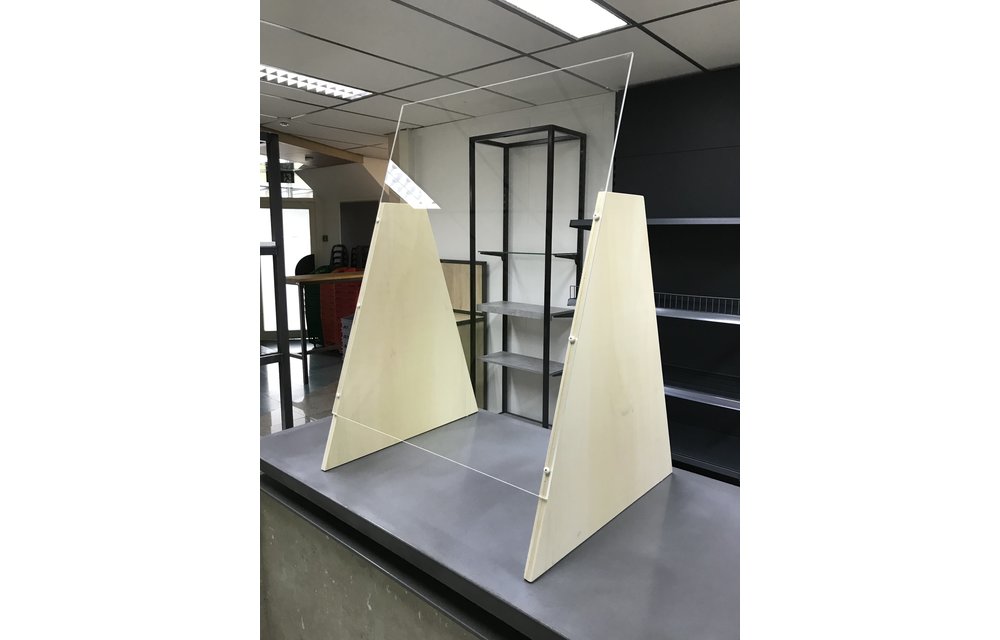 Premium Plexiglas veiligheidsscherm met voet voor balie of toonbank