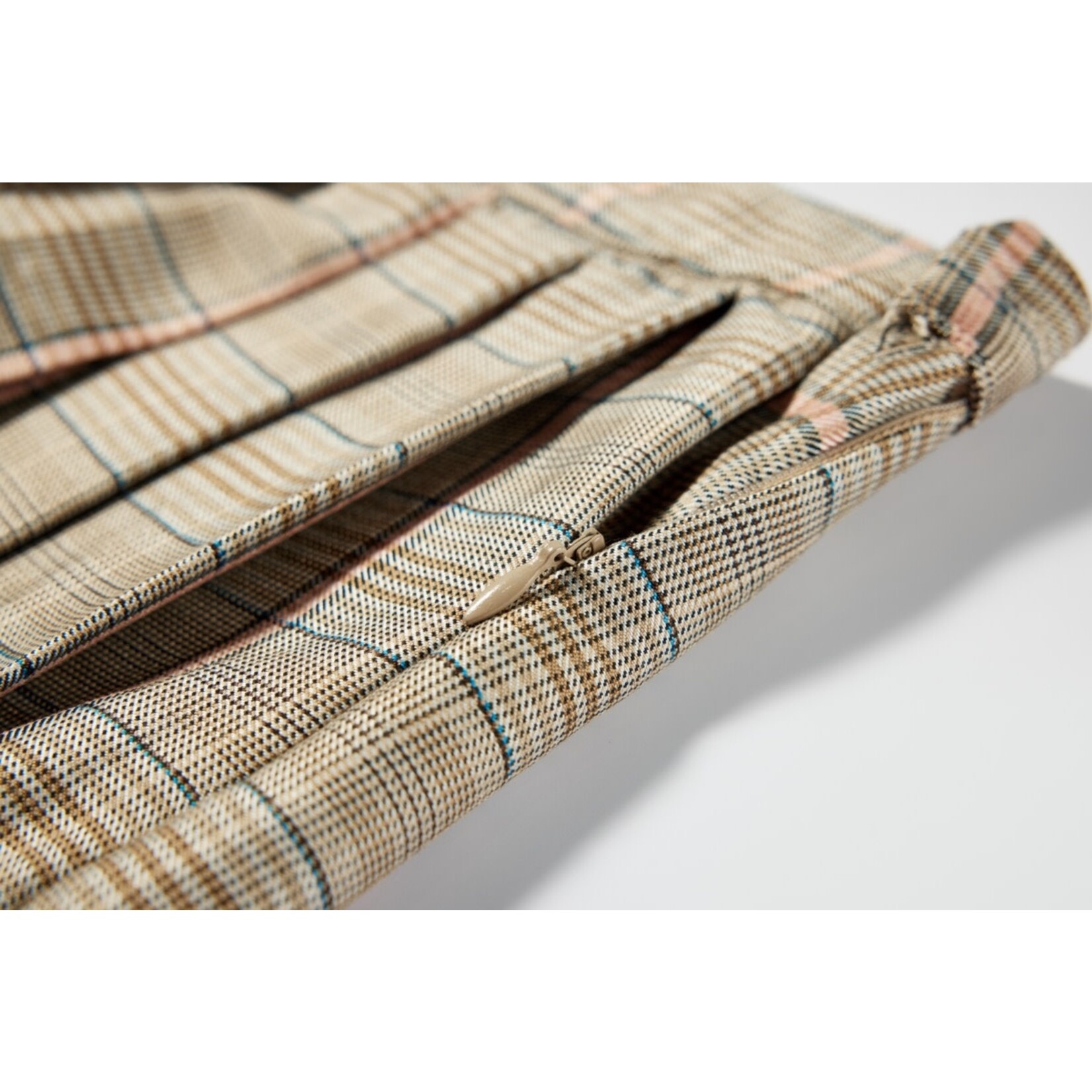 Someone ROK BONJOUR-SG-41-C DARK BEIGE