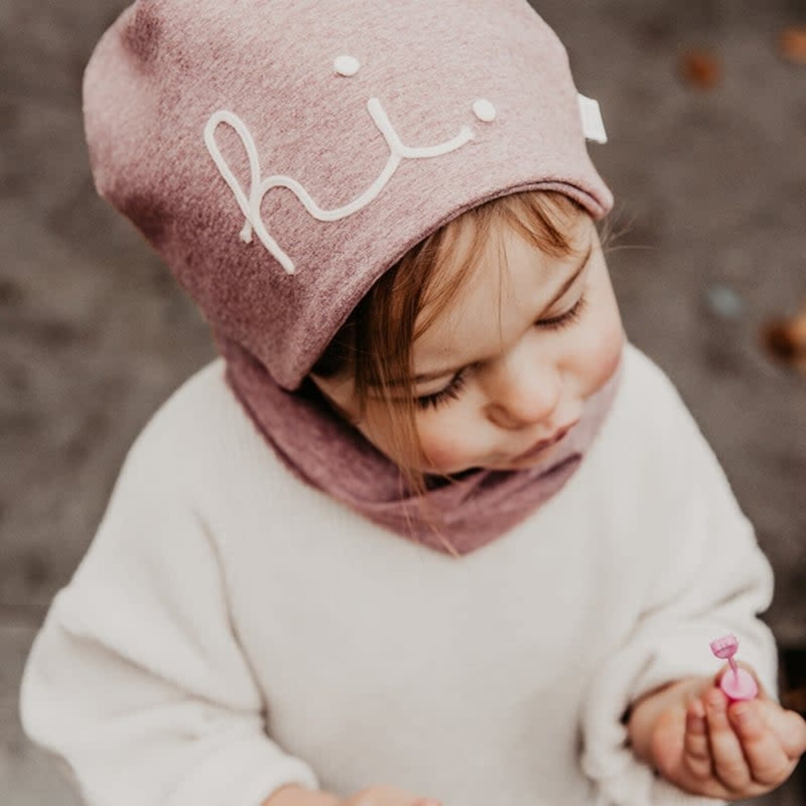 AAI AAI hi BEANIE berry