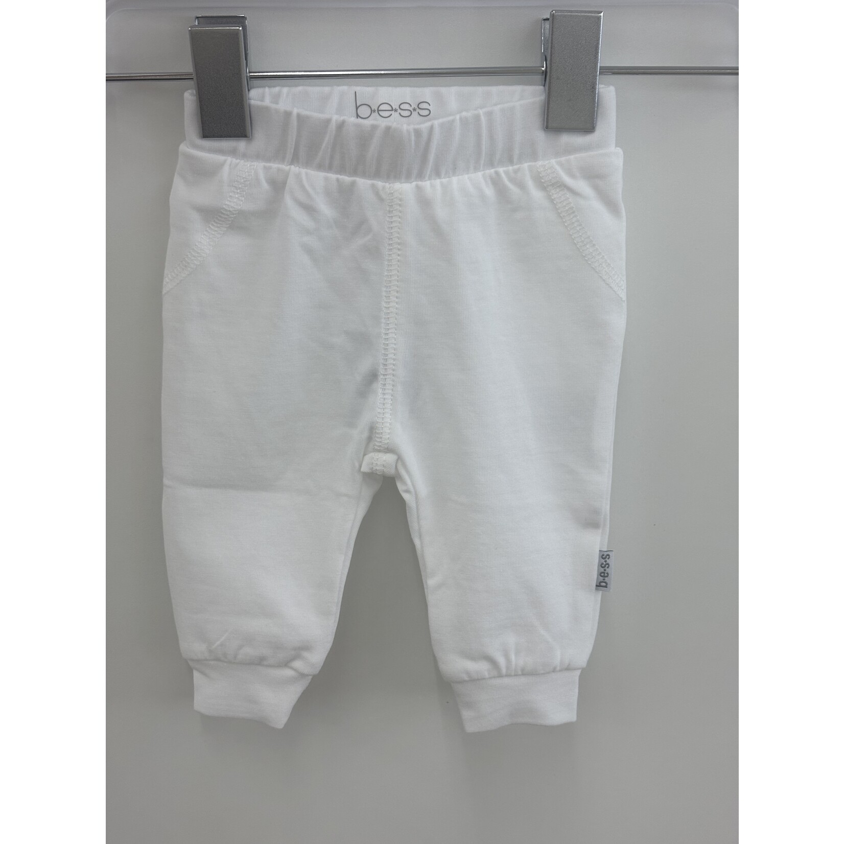 BESS Broek White