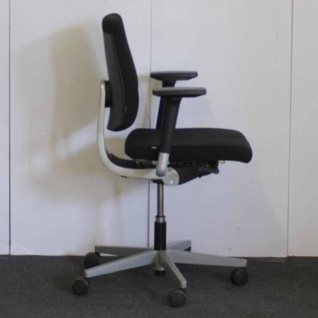 Sedus Black Dot Bureaustoel Zwart Lichtgrijs 4D Arm