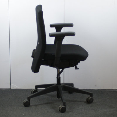 Interstuhl 1A22X Bureaustoel Zwart Zwart