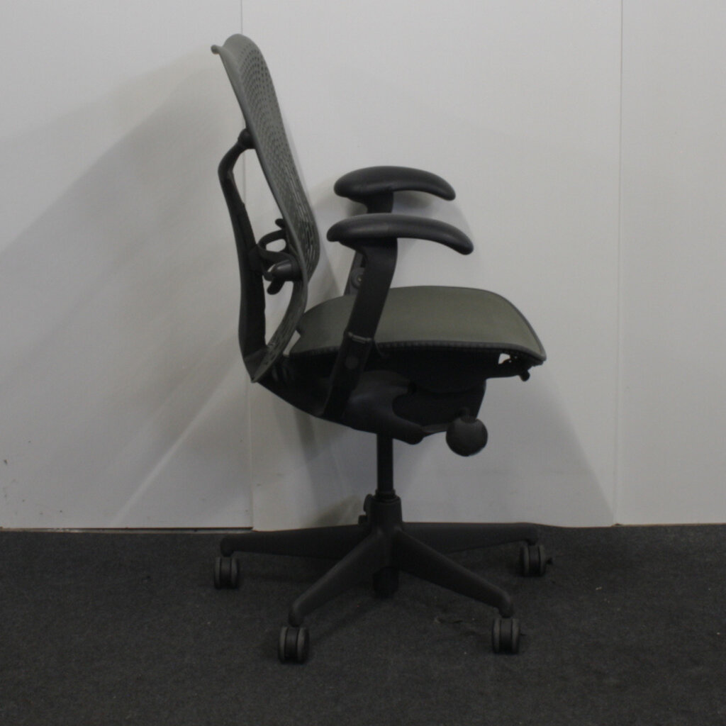 Herman Miller Mirra Bureaustoel Antraciet Donkergrijs