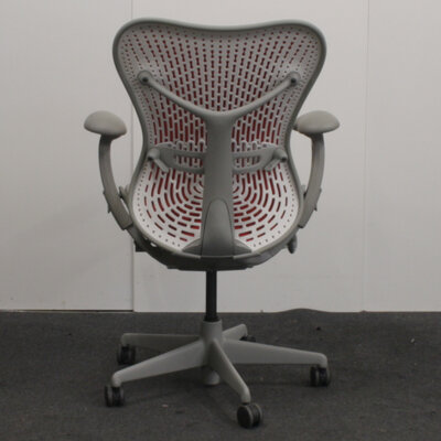 Herman Miller Mirra Lichtgrijs Lichtgrijs Rood