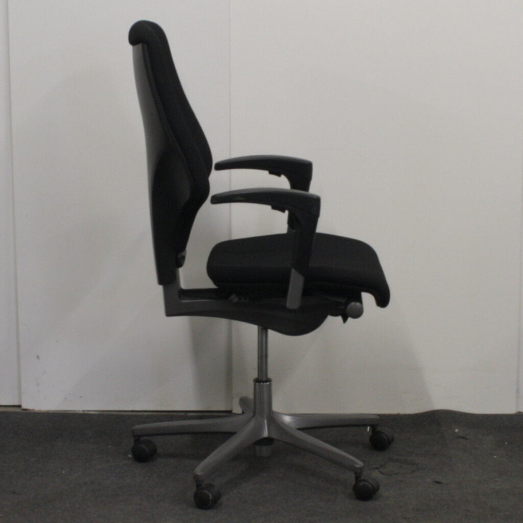 Giroflex 64 Bureaustoel Zwart Antraciet Smalle Arm Nieuwe Stof Hoge Rug