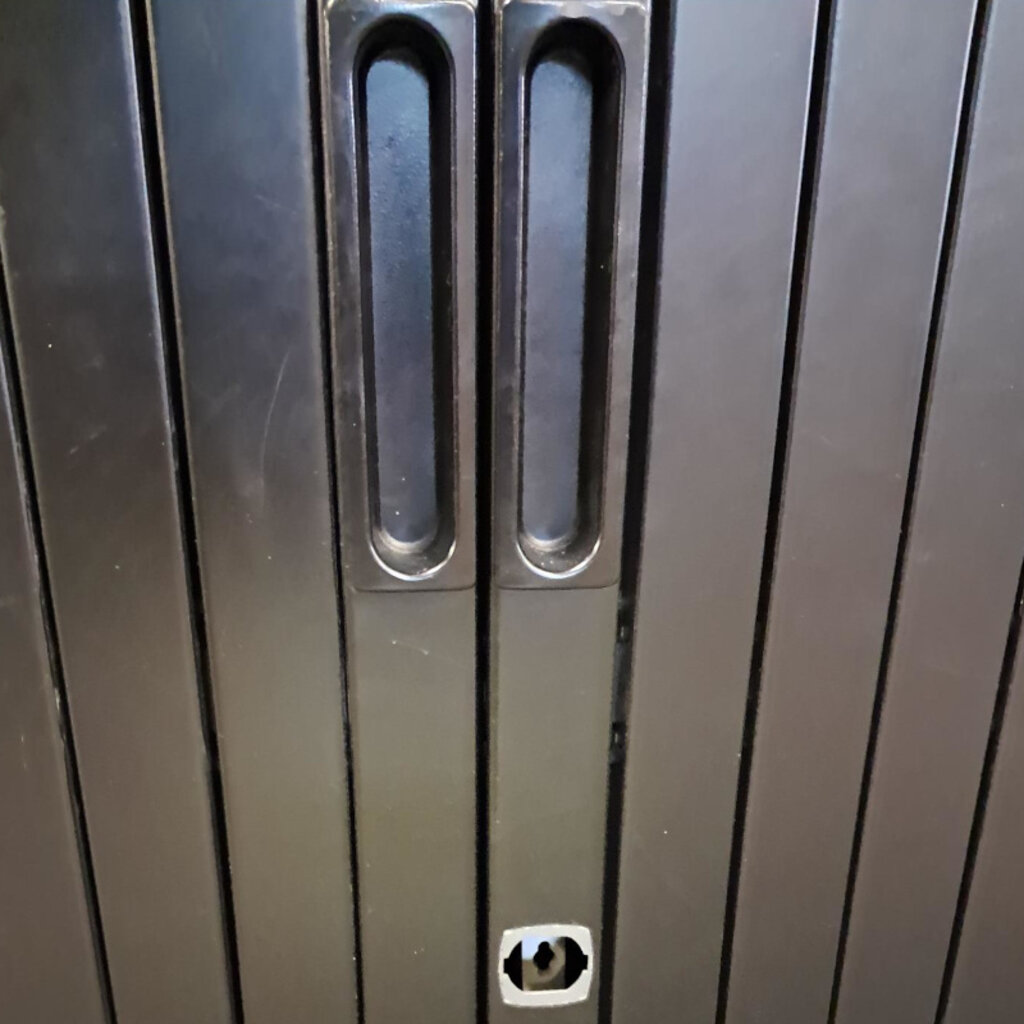 Aspa Roldeurkast Zwart B-Keus 164 x 120 x 47