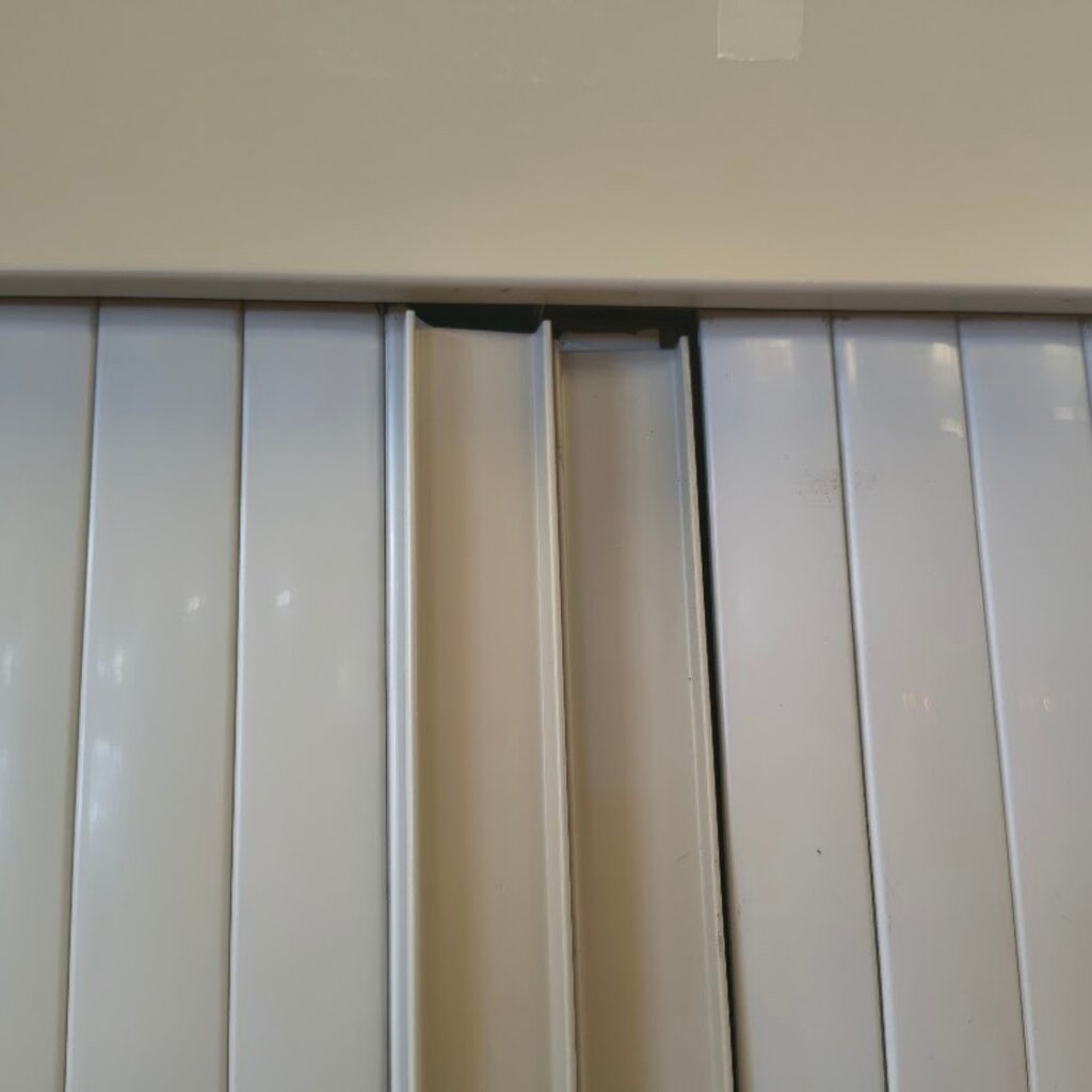 Emmein Roldeurkast Lichtgrijs 195 x 120 x 45 B-keus