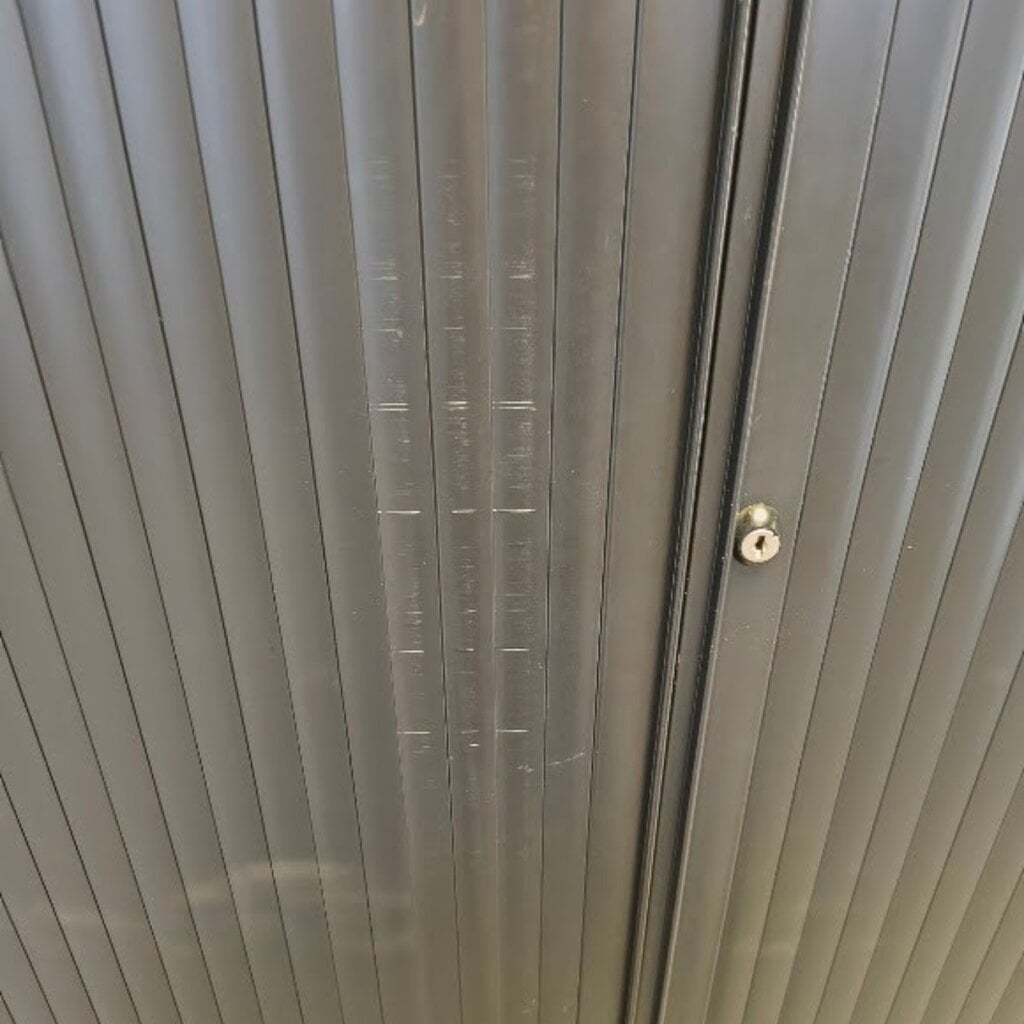 Ahrend Roldeurkast Zilvergrijs Zwart 195 x 120 x 45 B-Keus