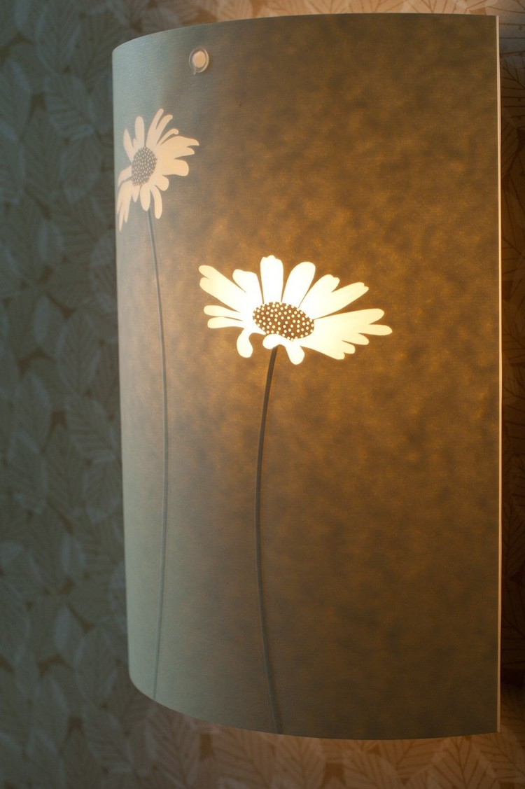 Hannah Nunn Daisy Wall Lamp