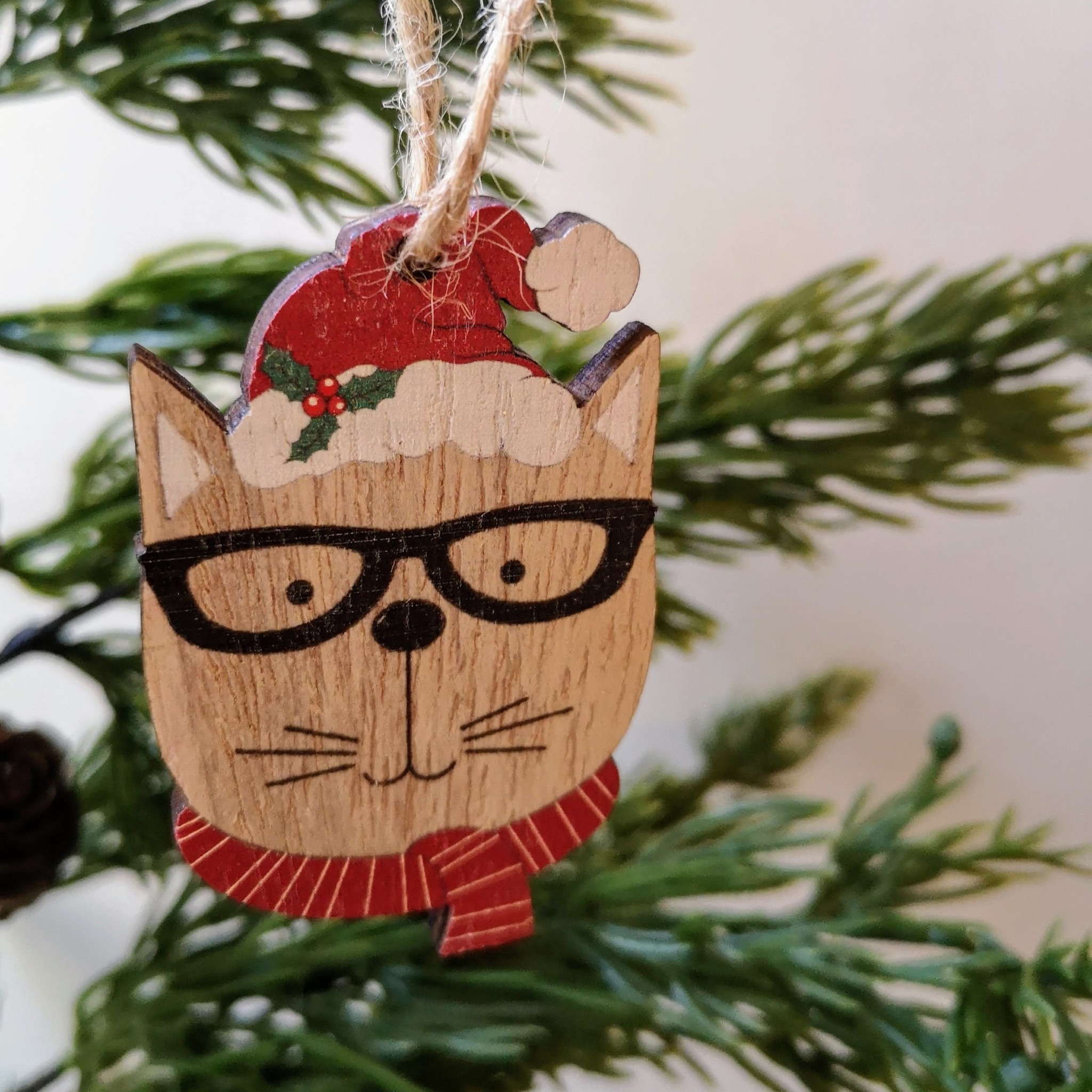 Hanging christmas tree cat online