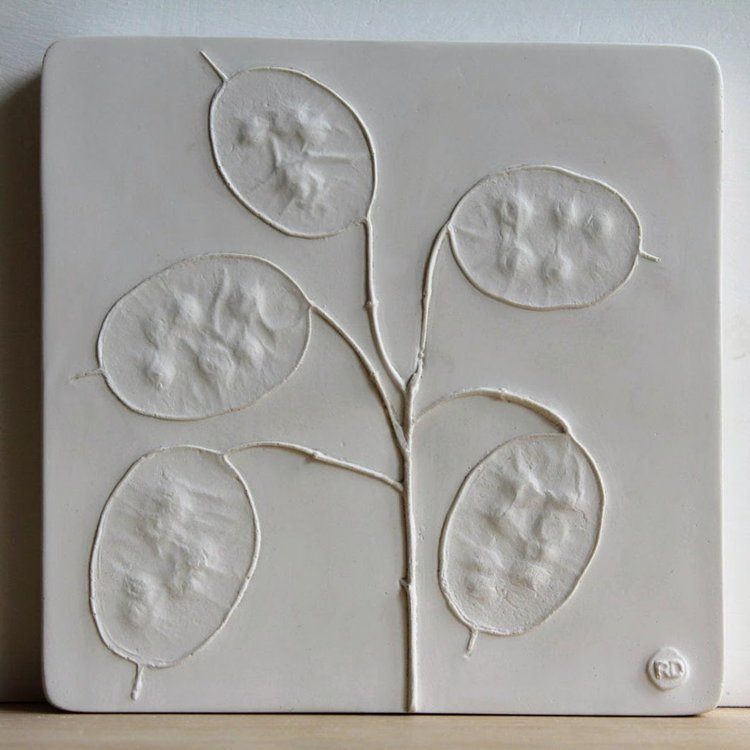 Rachel Dein Small 'Honesty' Plaque in White Plaster - H437