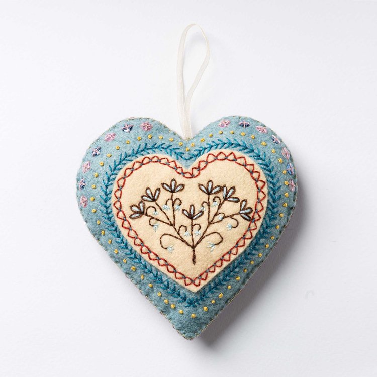 Corinne Lapierre Embroidered Heart Wool Felt Mix Kit
