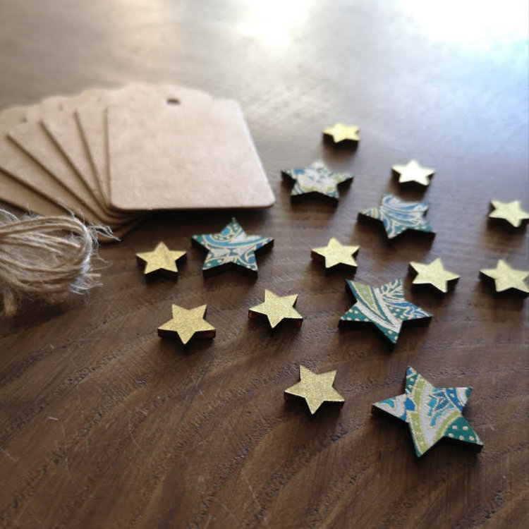 Seasons Green D.I.Y. Festive Gift Tag Kit