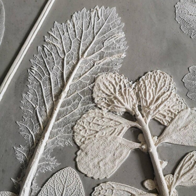 Rachel Dein Large Grey & White Fennel & Leaves Plaque
