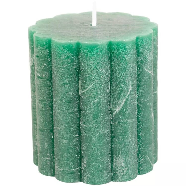 Grand Illusions Emerald Green Scalloped Pillar Candle