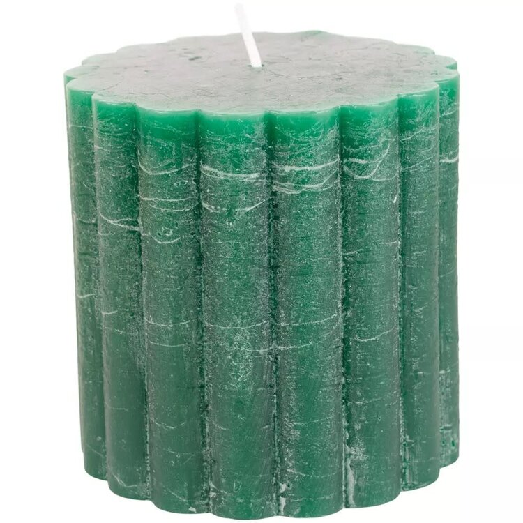 Grand Illusions Emerald Green Scalloped Pillar Candle