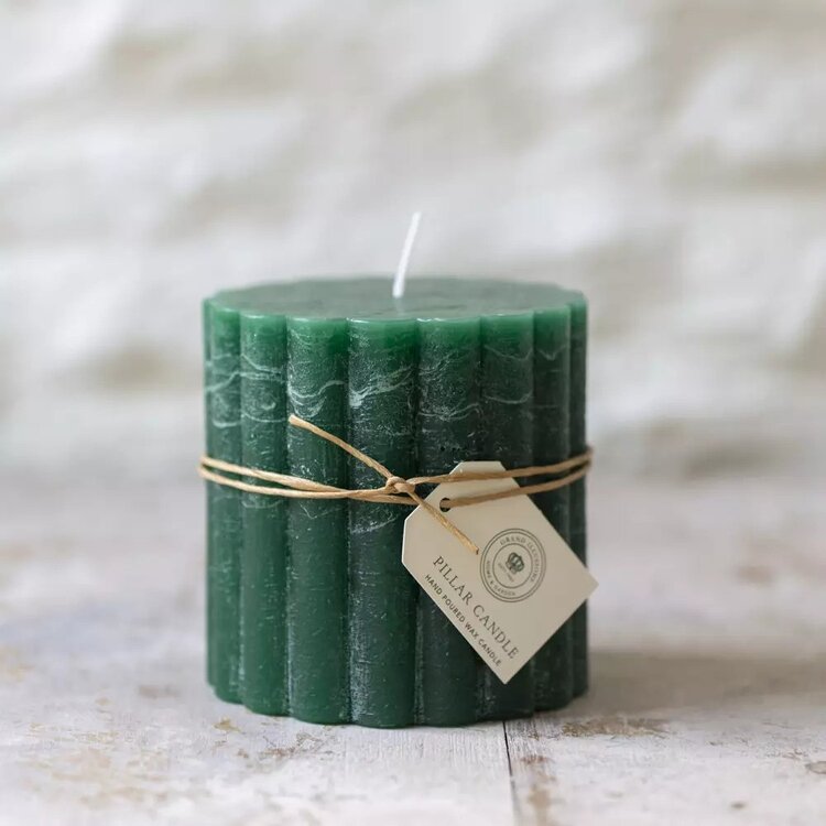Grand Illusions Emerald Green Scalloped Pillar Candle