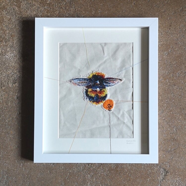 Suzy Wright Embroidered Bumblebee Original -