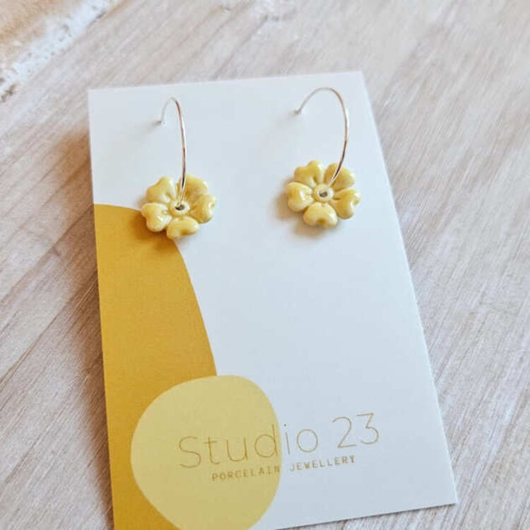 Studio 23 Ceramics Porcelain Clay Flower Drop Earrings