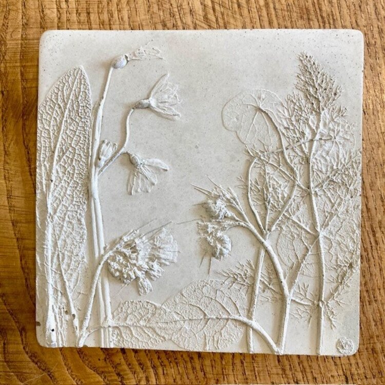 Rachel Dein Medium Concrete Leaves Plaque