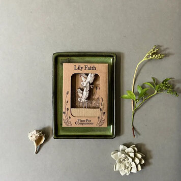 Lily Faith Plant Pot Companion- Barn Owl
