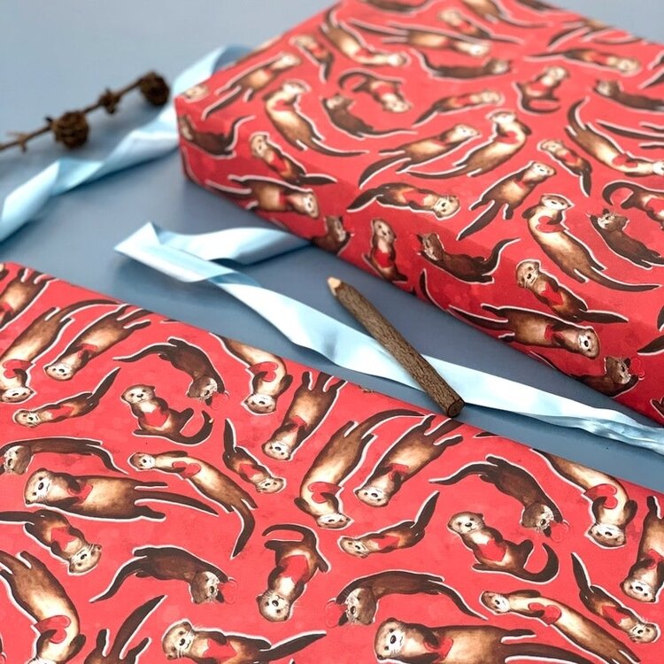 Alexia Claire Otters & Hearts Gift Wrap